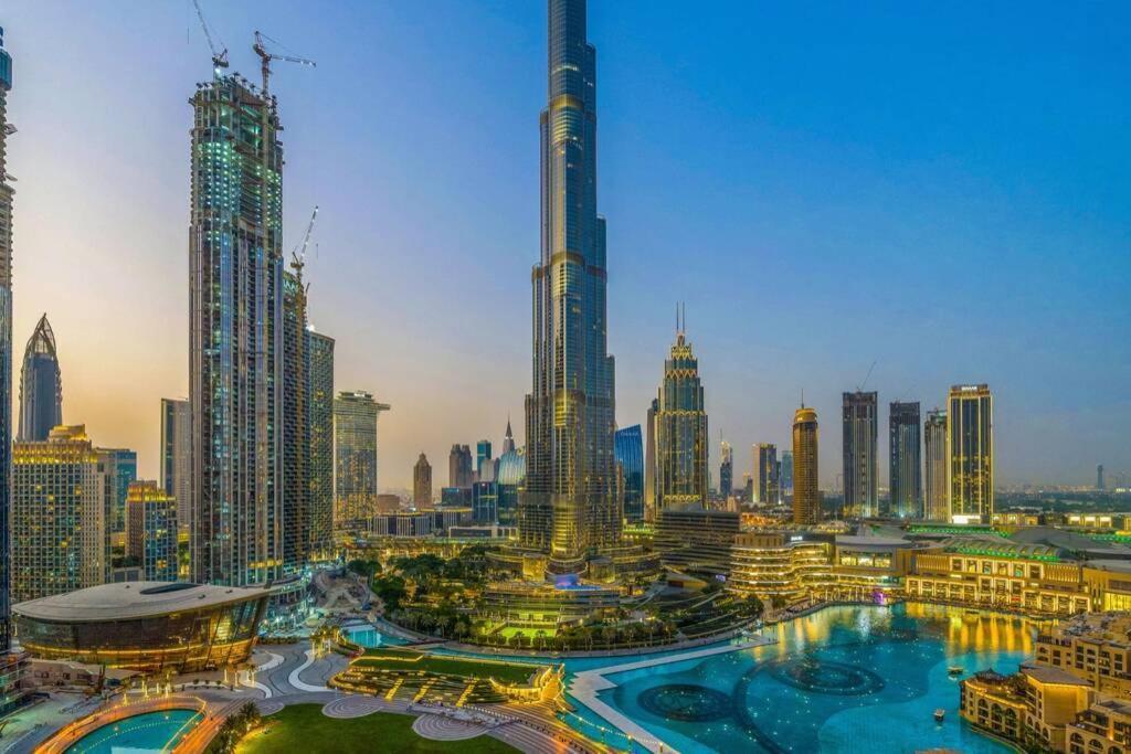 Spectacular Burj & Fountain View - Luxurious 3 Bedrooms & Maids Room - The Residences Dubai Exteriör bild