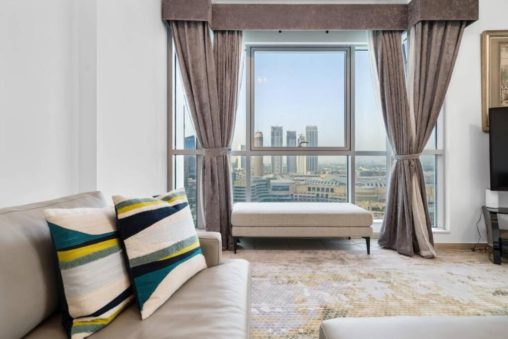 Spectacular Burj & Fountain View - Luxurious 3 Bedrooms & Maids Room - The Residences Dubai Exteriör bild